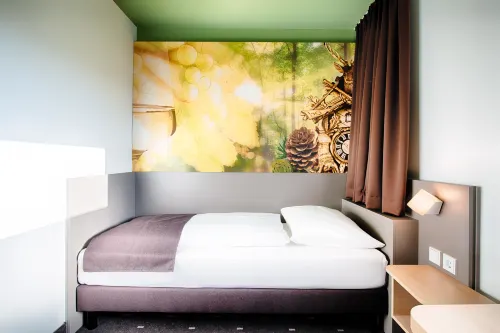B&B HOTEL Baden-Airpark Photos