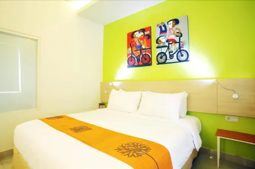 Avira Hotel Makassar Kamar Photos