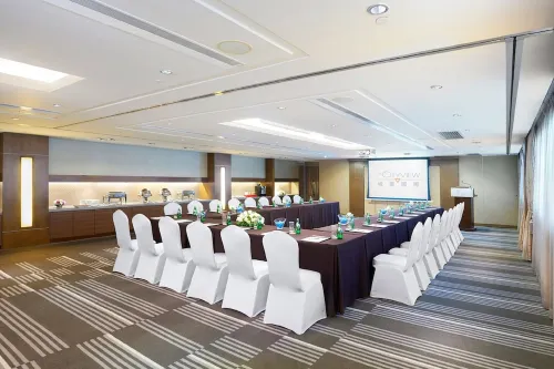 The Cityview - Chinese YMCA of Hong Kong Business Facilities Photos