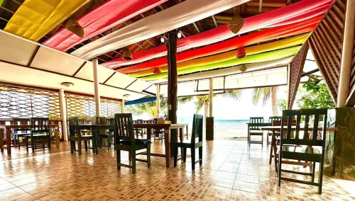 The Scenery Beach Resort Питание Photos