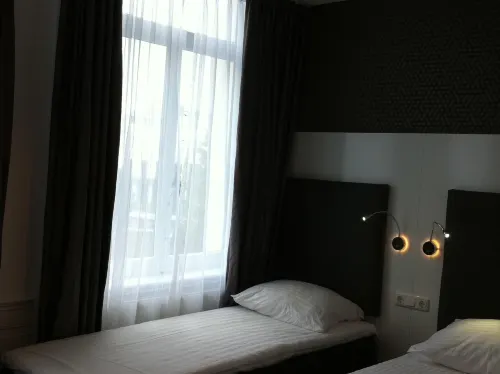 Hotel Vossius Vondelpark Rooms Photos