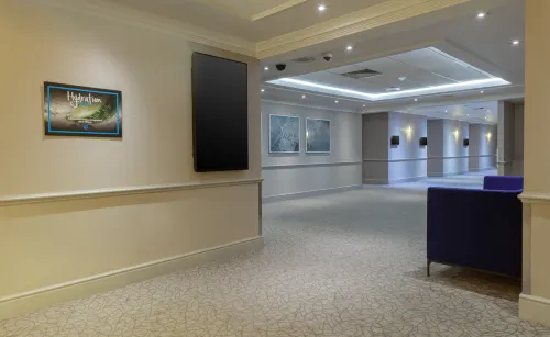 Hilton East Midlands Airport Public Areas Photos