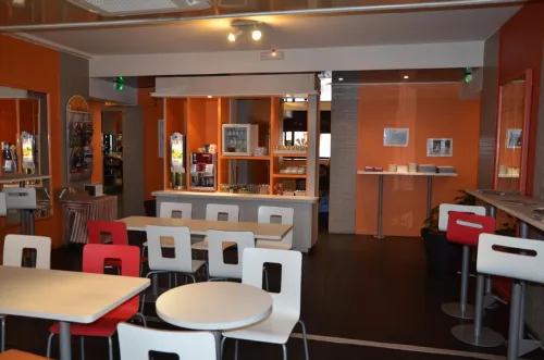 Ibis Marseille Centre Préfecture Restauration Photos