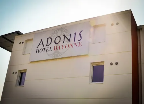 Adonis Hotel Bayonne Esterni Photos