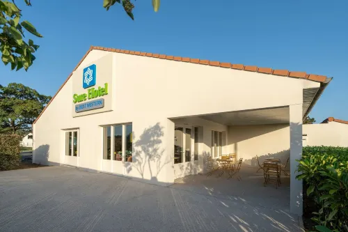 Sure Hotel by Best Western Rochefort-sur-Mer Extérieur Photos