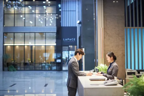 Queen Vell Hotel & Wedding Area Publik Photos