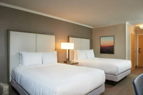 DoubleTree by Hilton Irvine Spectrum Photos