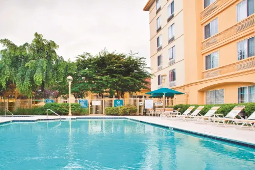 La Quinta Inn & Suites by Wyndham Charlotte Airport South Freizeit und Erholung Photos