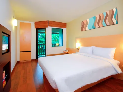 Ibis Phuket Kata Номера Photos