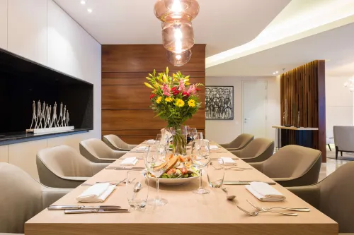 Noom Hotel Dakar Sea Plaza, a member of Radisson Individuals Mahlzeiten Photos
