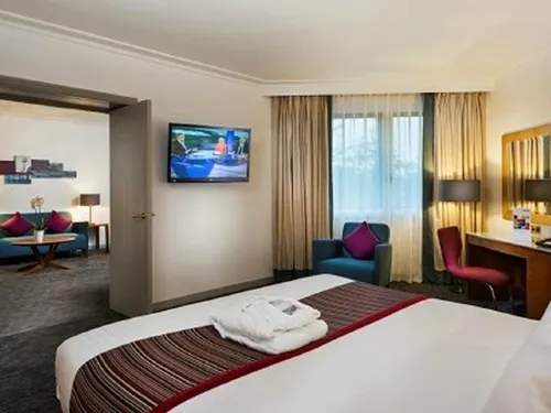 Radisson Hotel and Conf Centre London Heathrow Photos