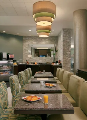 Best Western Premier Miami Intl Airport Hotel  Suites Coral Gables Mahlzeiten Photos