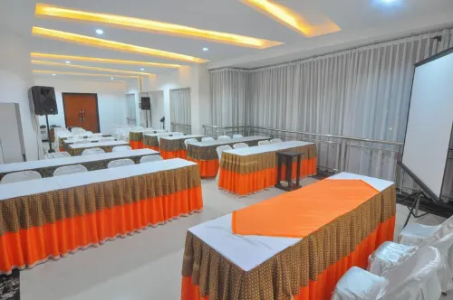 Candiview Hotel Fasilitas Bisnis Photos
