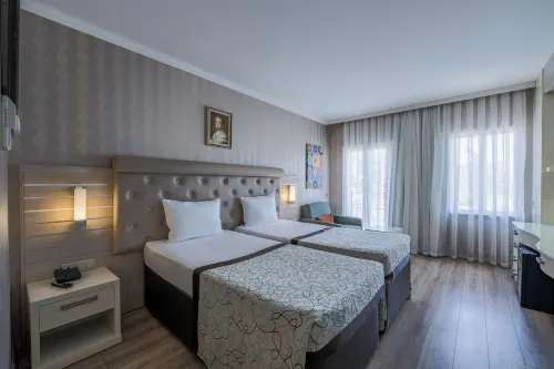 Orange County Kemer Zimmer Photos