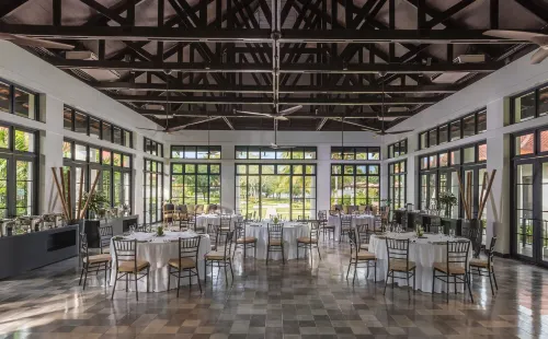 Dusit Thani Lubi Plantation Resort Dining Photos