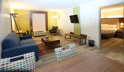 Holiday Inn Express & Suites Newport News Chambres Photos