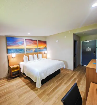 Days Inn by Wyndham Ocala North Photos