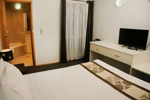 Footscray Motor Inn and Serviced Apartments Photos