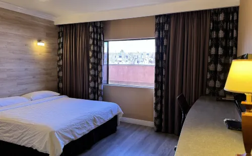 Garden Suite Hotel and Resort Photos