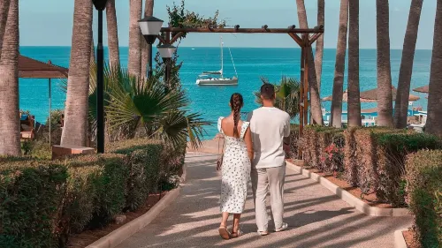 Cavo Maris Beach Hotel Рядом с отелем Photos