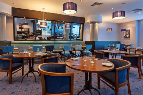 Leonardo Hotel Plymouth Restauration Photos