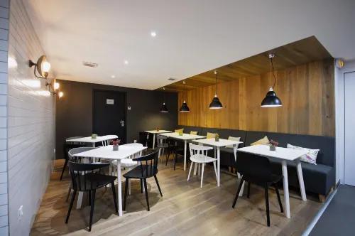 Staycity Aparthotels Centre Vieux Port Restauration Photos