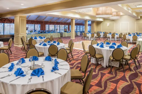 Crowne Plaza Edison Business Facilities Photos