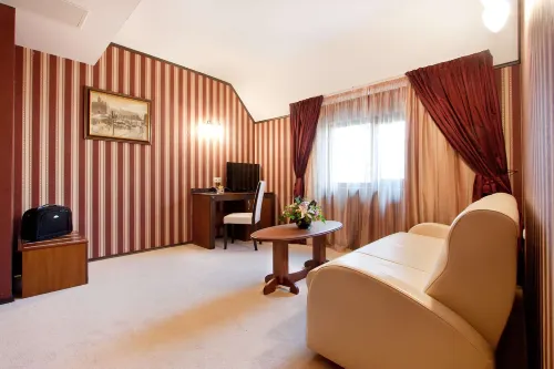 Best Western Plus Bristol Hotel Photos