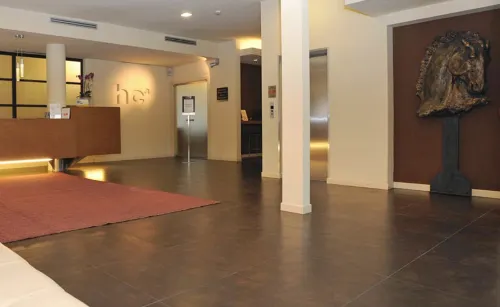 HC3 Hotel Public Areas Photos