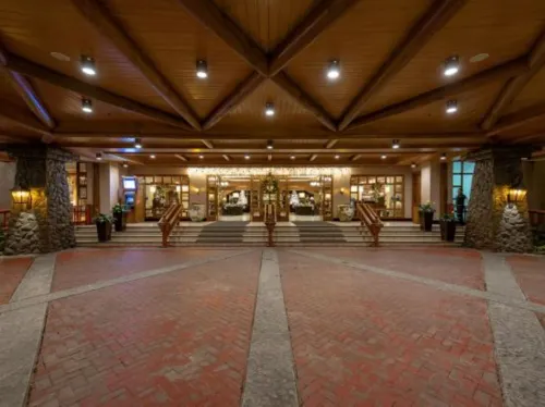 The Forest Lodge at Camp John Hay Öffentliche Flächen Photos