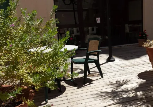 Ibis Marseille Centre Préfecture Extérieur Photos