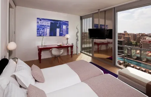 Meliá Barcelona Sky Chambres Photos