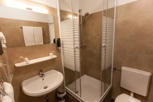Sure Hotel by Best Western Ambassador Düsseldorf Photos