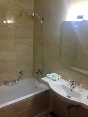 Grand Harbour Hotel Photos