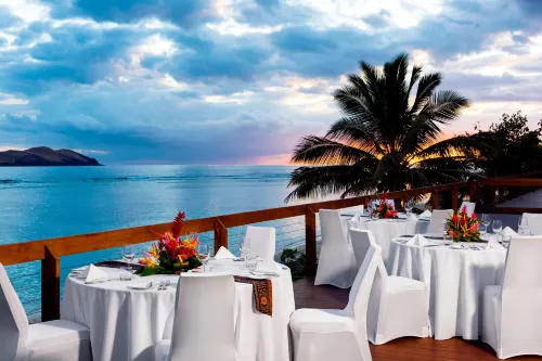Sheraton Resort & Spa, Tokoriki Island, Fiji Dining Photos