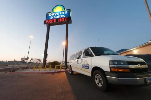 Days Inn & Suites by Wyndham Laredo Aree comuni Photos