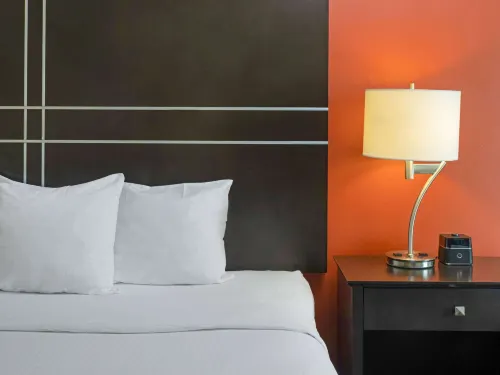 La Quinta Inn & Suites by Wyndham Tucson - Reid Park Chambres Photos