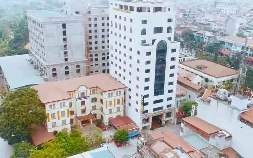 Khách sạn Long Anh Ngoại thất Photos