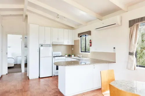 Torquay Foreshore Caravan Park Rooms Photos