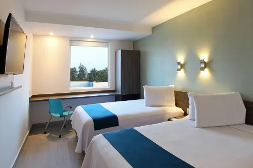 One Cuautitlan Rooms Photos