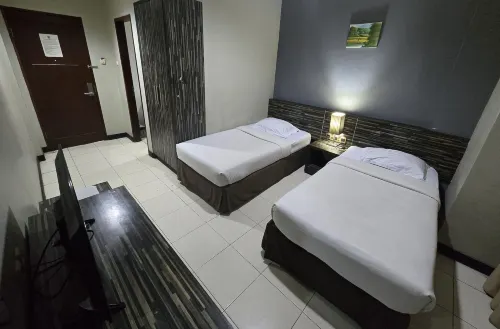 N2 Hotel Jakarta Gunung Sahari Kamar Photos