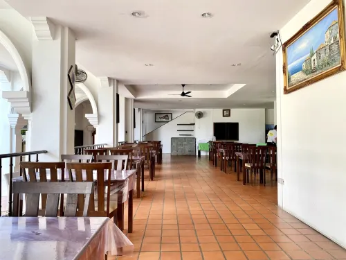 Hrk Resort Makanan Photos