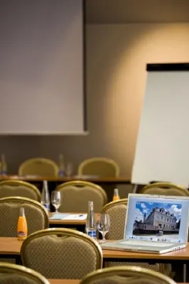 Hotel Stefanik Business Photos