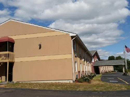 Americas Best Value Inn Foxboro Außen Photos