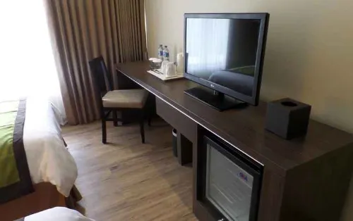 Estrella Hotel & Conference Center - Luwuk Kamar Photos