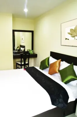 CS Residence Kamar Photos