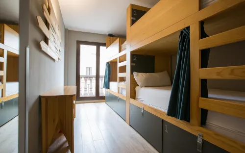 Yeah Barcelona Hostel Huoneet Photos