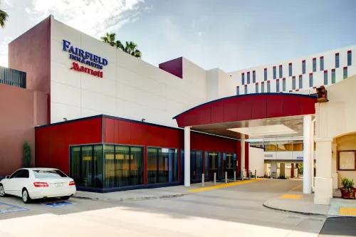Fairfield Inn & Suites by Marriott Los Angeles LAX/El Segundo Featured Photos