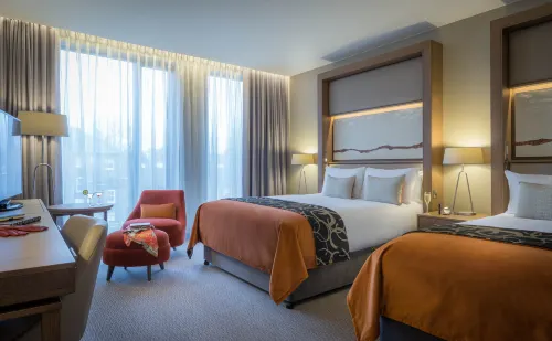 Clayton Hotel Chiswick Phòng Photos