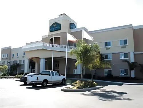 La Quinta Inn & Suites by Wyndham Modesto Salida Rooms Photos